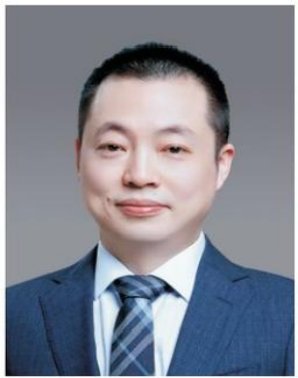 何桐雨.png